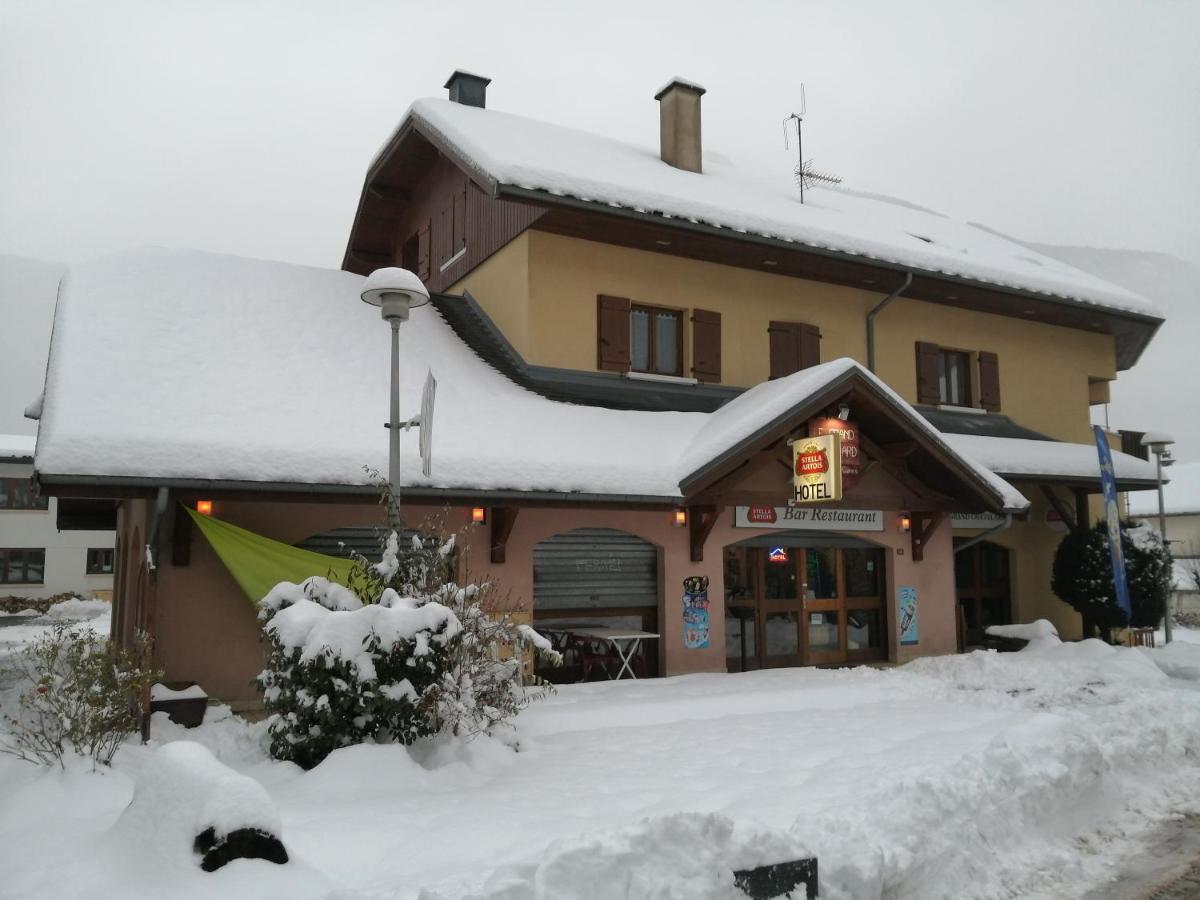 Le Grand Chatelard Hotel Bar Restaurant Sainte-Marie-de-Cuines Экстерьер фото